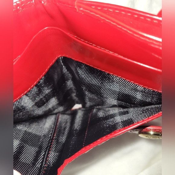 Burberry Quilted Bi-Fold Lock Wallet - Picture 9 of 11